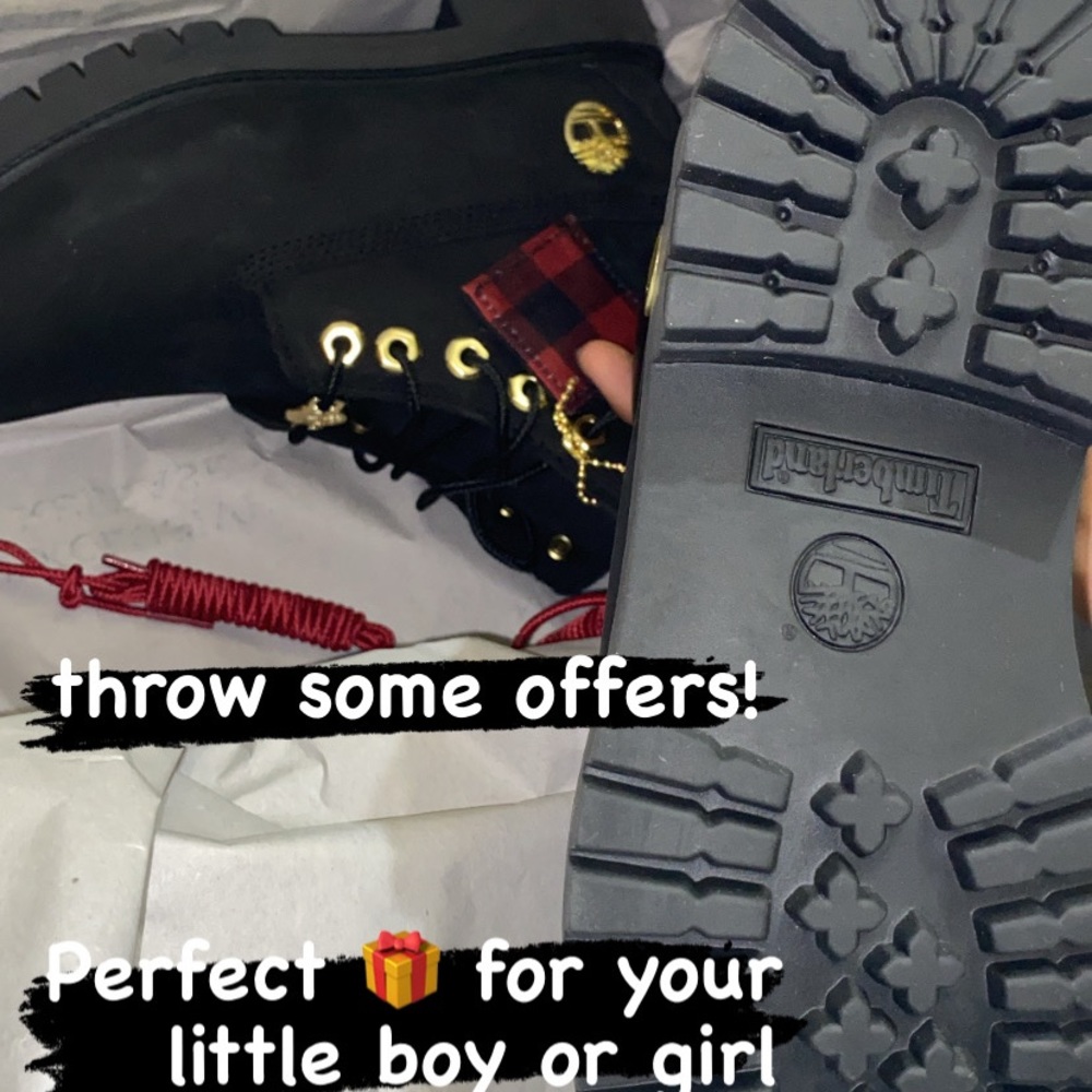 Size 5 timberland 6 style boots never worn brand new too small. Pm for more
